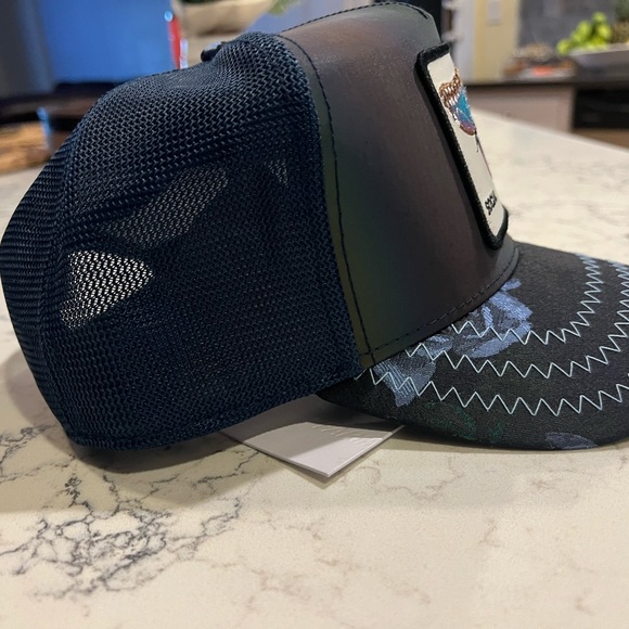 Buckle - Picture 2 of 3